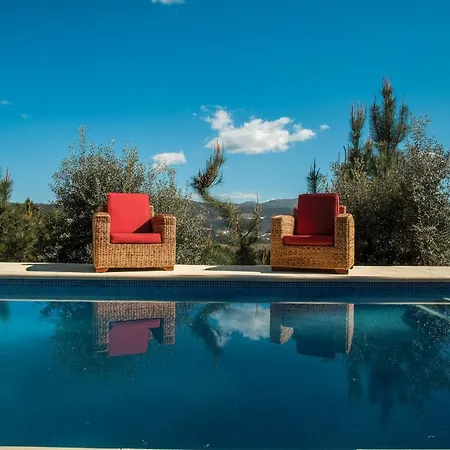 Deville Luxury Retreat Lantställe