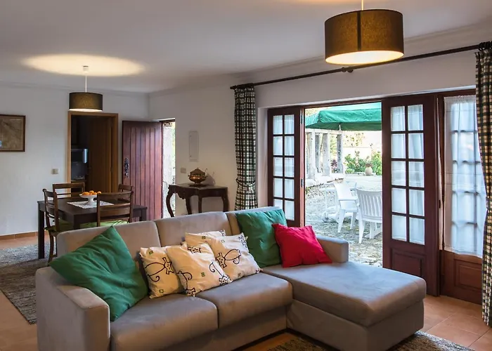 Deville Luxury Retreat *