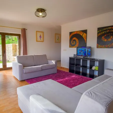 Deville Luxury Retreat *