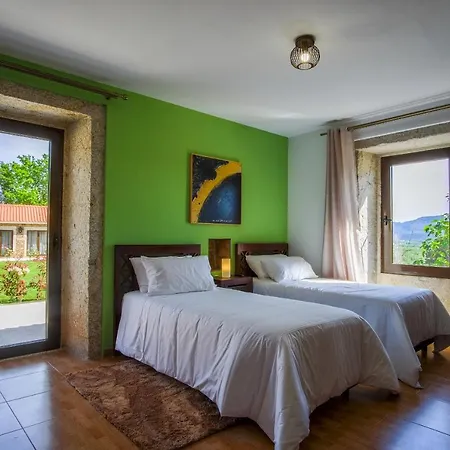 Deville Luxury Retreat *