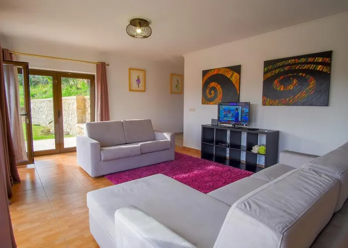 Deville Luxury Retreat *