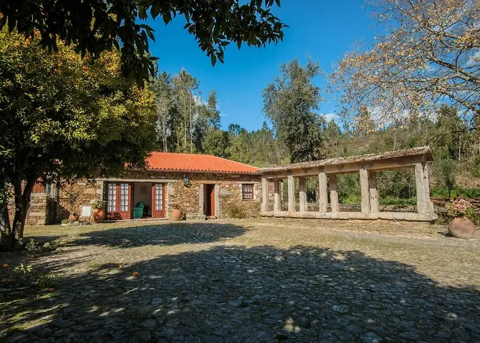 Deville Luxury Retreat *